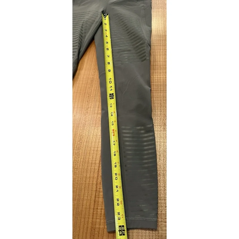 Lululemon In Movement Tight Frosted Pine Green High Rise Leggings Size 4‎